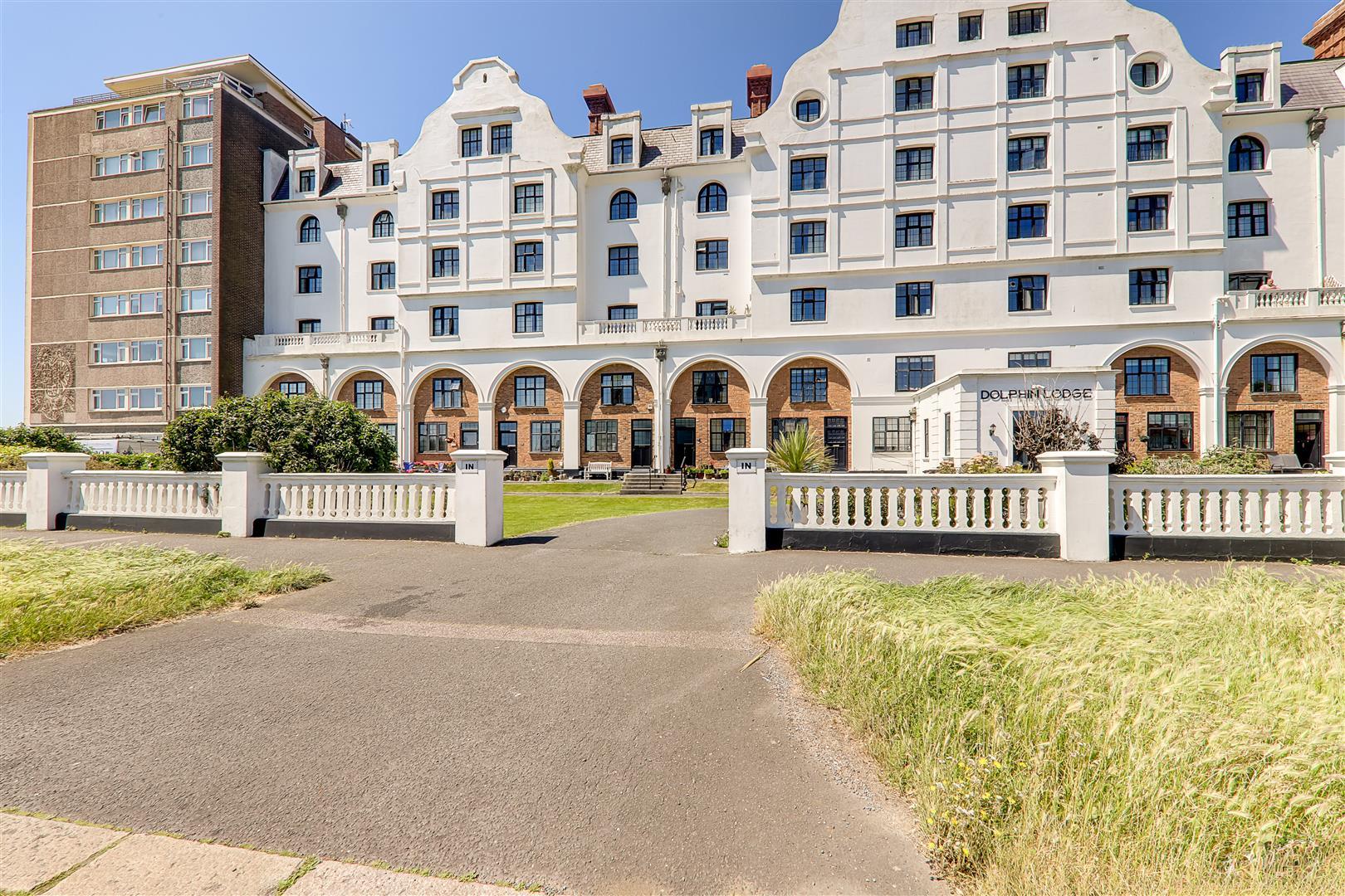 Flat | Grand Avenue, Worthing, BN11 | Let Agreed